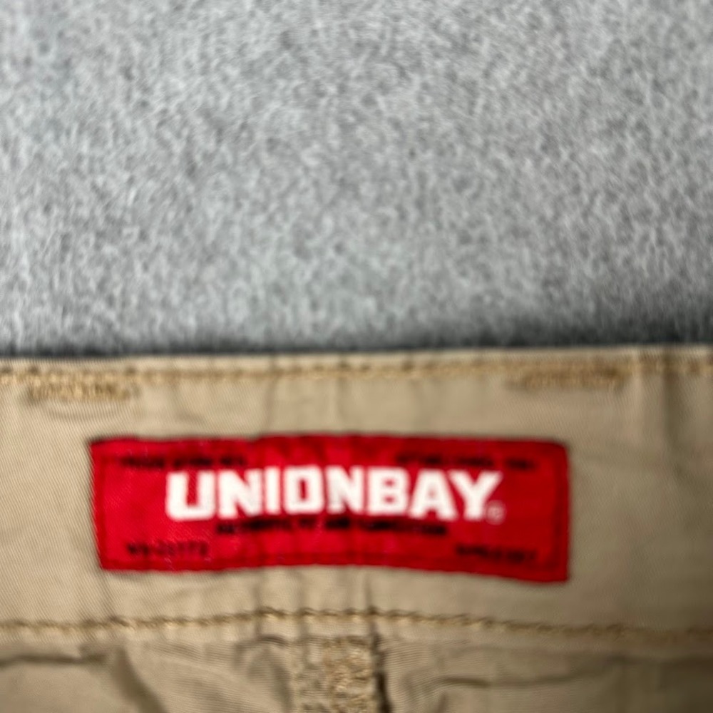 Unionbay Mens Cargo Shorts Khaki Tan Size 30 Stretch Cotton Utility Outdoor - Picture 3 of 9